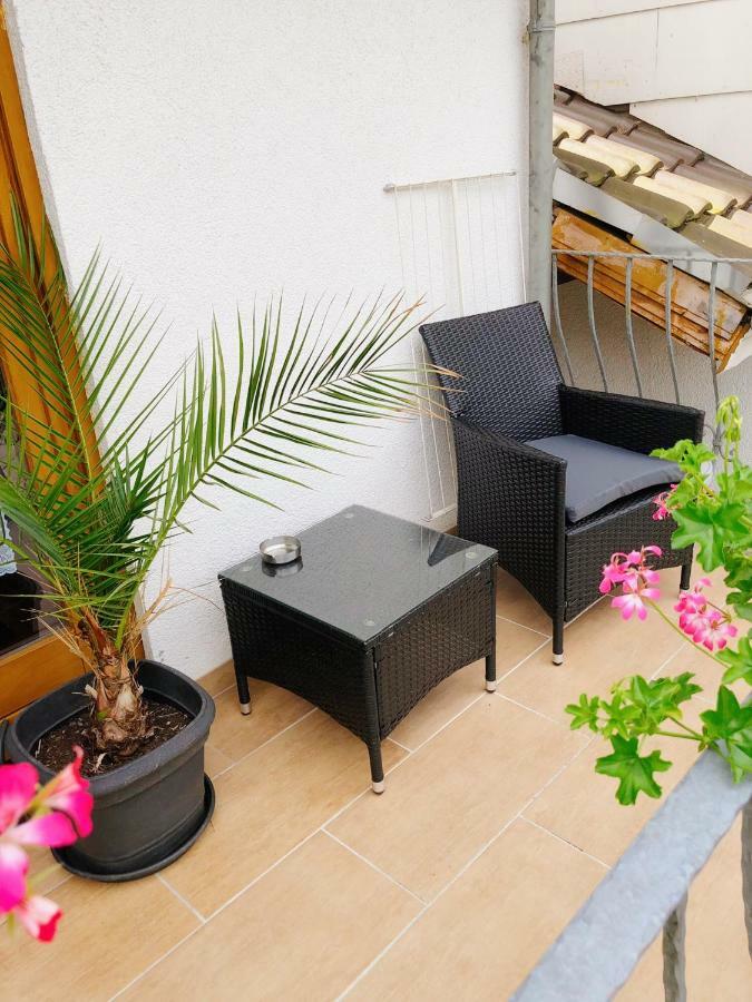 Апартаменты Haus Monika In Saarholzbach Метлах Экстерьер фото